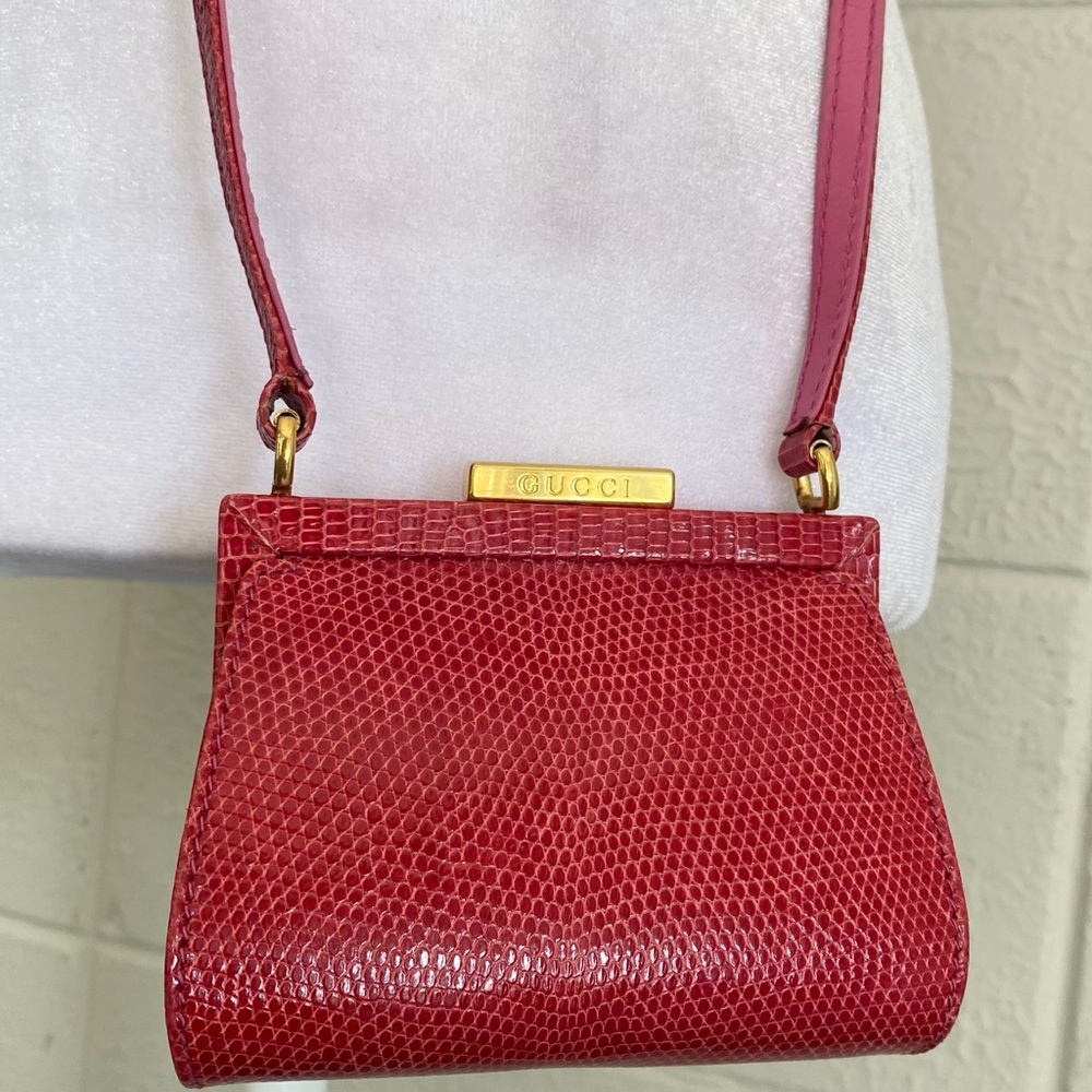 Ultra rare vintage 90s Gucci by Tom Ford hot pink Lizard extra mini crossbodybag